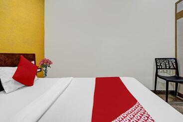 Flagship Hotel Chhaya