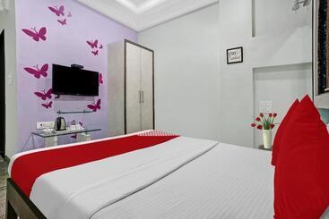 Flagship Hotel Chhaya
