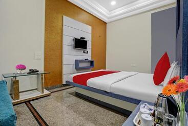 Flagship Hotel Chhaya