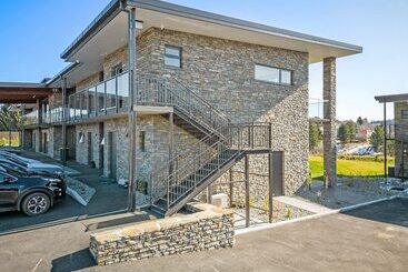 هتل Grand Suites Lake Tekapo
