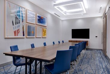 هتل Holiday Inn Express & Suites Chino Hills, An Ihg
