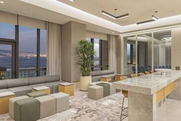 هتل Hyatt Regency Izmir Istinyepark