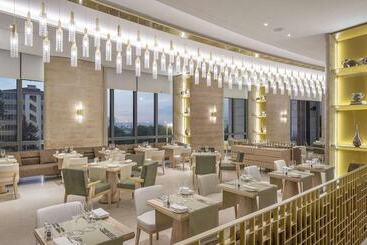 هتل Hyatt Regency Izmir Istinyepark