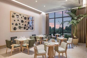 هتل Hyatt Regency Izmir Istinyepark