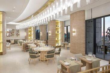 هتل Hyatt Regency Izmir Istinyepark