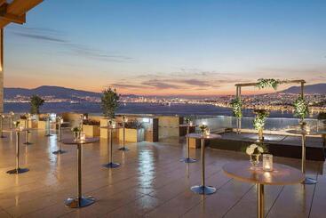 هتل Hyatt Regency Izmir Istinyepark