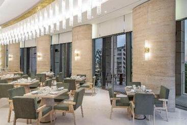 هتل Hyatt Regency Izmir Istinyepark