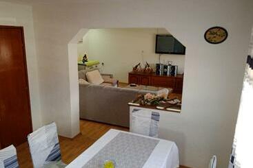 Apartman Nevera