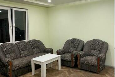 Comfortable Apartment In Center
