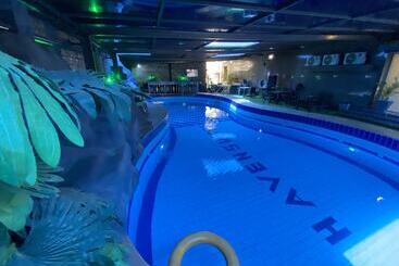 هتل Haven Suites, New Owerri