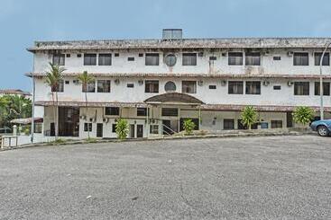 هتل Oyo 90599 Villa De Rose