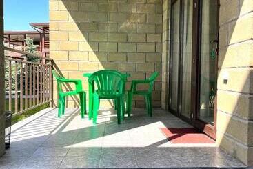 پانسیون Guest House Simiram