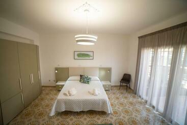 پانسیون Medoro Camere Milazzo