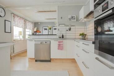 پانسیون Ribo Apartment Arctic