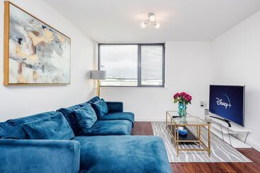 2 Bed Apartment Near Basildon Train Station