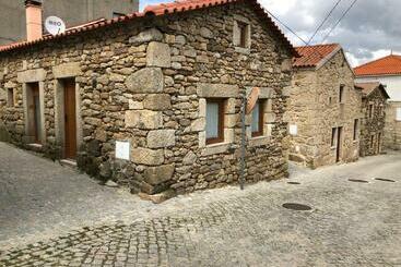 Жильё для туристов Casa De Xisto Ti Maria