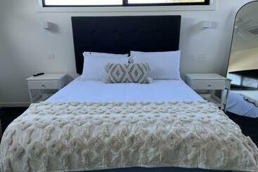 Luxury On Bayview Wifi Linen Included