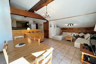Appartement Cosy 4 Pers Au Pied Des Pistes Avec Wifi Et Parking, Animaux Acceptés Fr 1 505 5