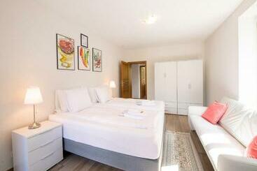 Le Manoir Residence
