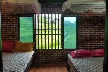 Si Home Trip Experience
