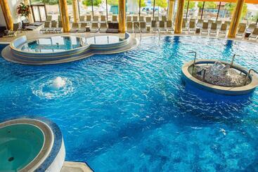 A Hoteli   Hotel Izvor