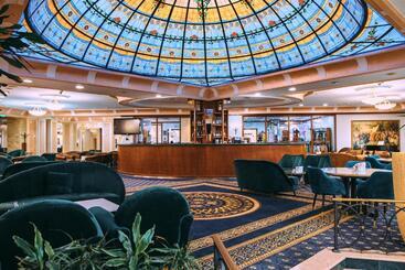 A Hoteli   Hotel Izvor