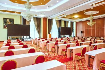 A Hoteli   Hotel Izvor