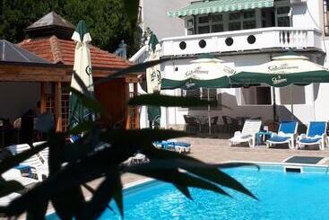 Garni Hotel Panorama Lux