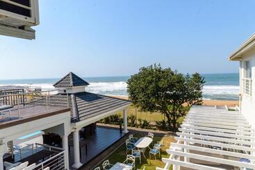 هتل Boathouse Ballito