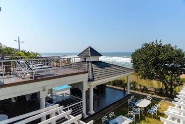 Отель Boathouse Ballito