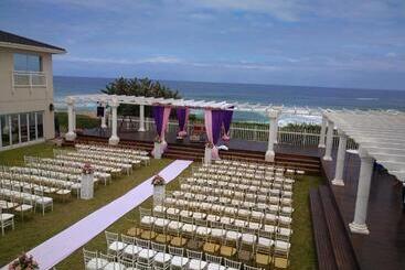 Отель Boathouse Ballito