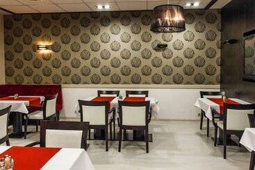 هتل Corso Boutique