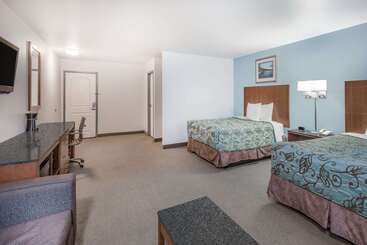 هتل Days Inn By Wyndham Watertown Fort Drum