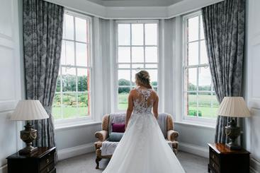 هتل Dovecliff Hall