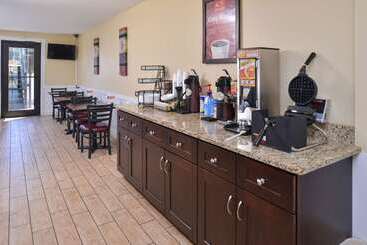 هتل Econo Lodge