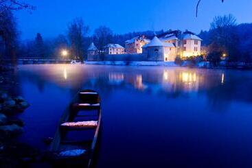 هتل Grad Otočec   Relais Chateaux