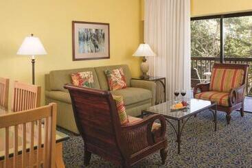 هتل Marriott's Harbour Point And Sunset Pointe At Shelter Cove