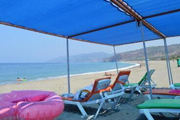 هتل Bülent Kocabaş Selinus Beach Club