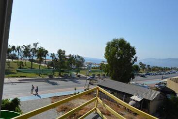 هتل Bülent Kocabaş Selinus Beach Club