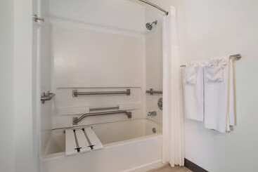 هتل Suburban Studios Biloxi North Area