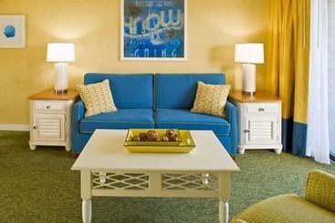 Surfside Hotel And Suites