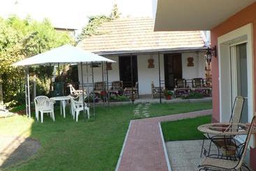 پانسیون Guest House Móritz