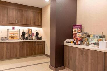 Residence Inn By Marriott Akron South/green