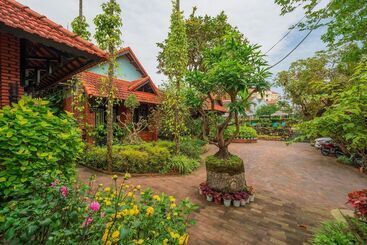 استراحتگاه Betel Garden Villa