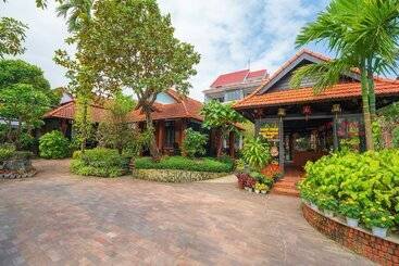 استراحتگاه Betel Garden Villa
