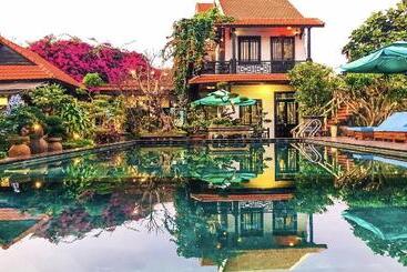 استراحتگاه Betel Garden Villa