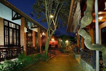 استراحتگاه Betel Garden Villa
