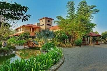 The Fern Gir Forest Resort, Sasan Gir   A Fern Crown Collection Resort