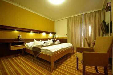 Xavin Wellness Hotel & Restaurant