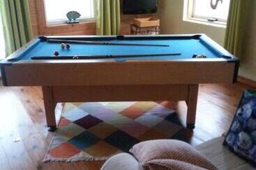 Quiet, Cozy And Comfortable Chalet